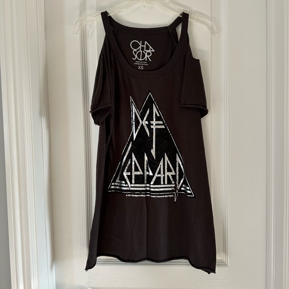 Chaser T-shirt. Open shoulders.